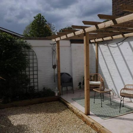 Light Filled Mid- Century 3 Bed Cottage In Dulwich ロンドン エクステリア 写真
